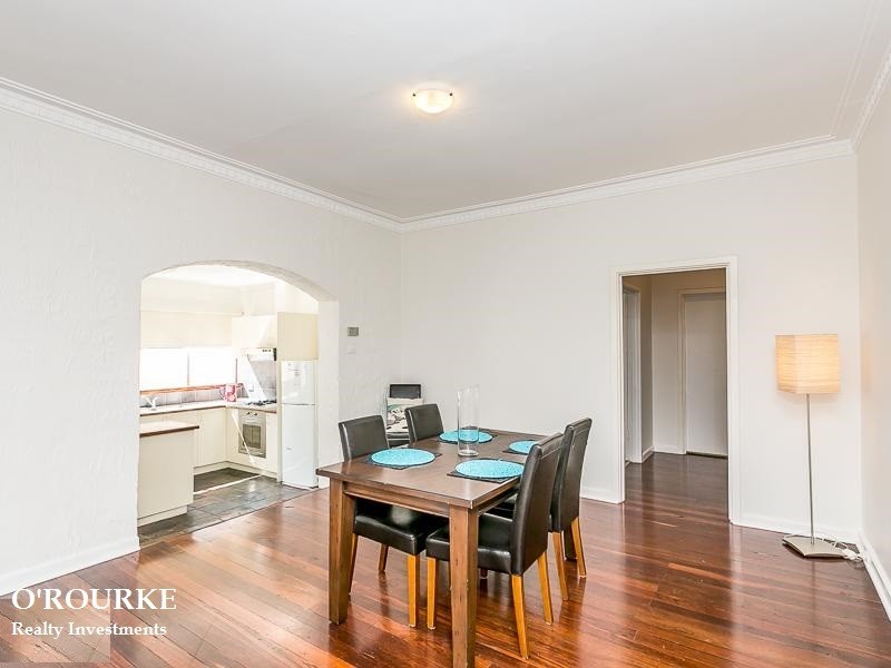 220 Hancock Street, Doubleview WA 6018