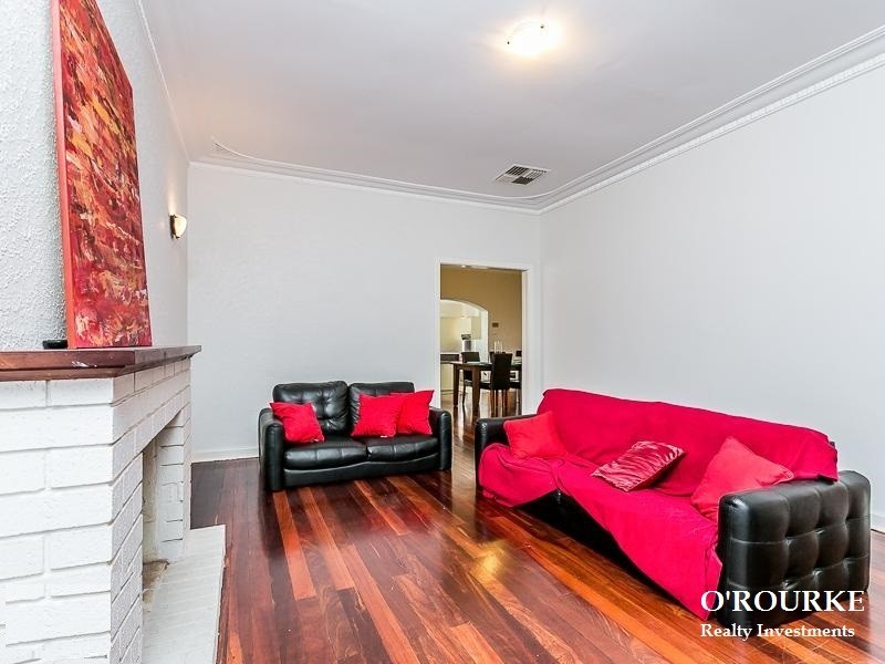 220 Hancock Street, Doubleview WA 6018