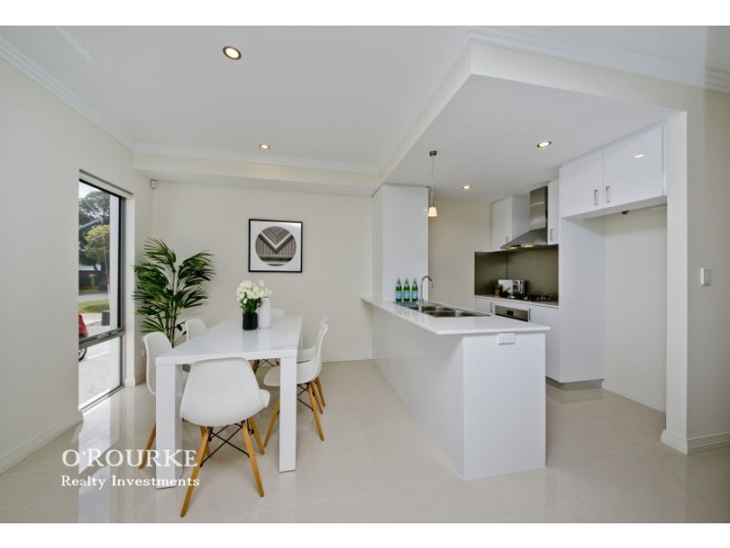 3/24 Farris Street, Innaloo WA 6018