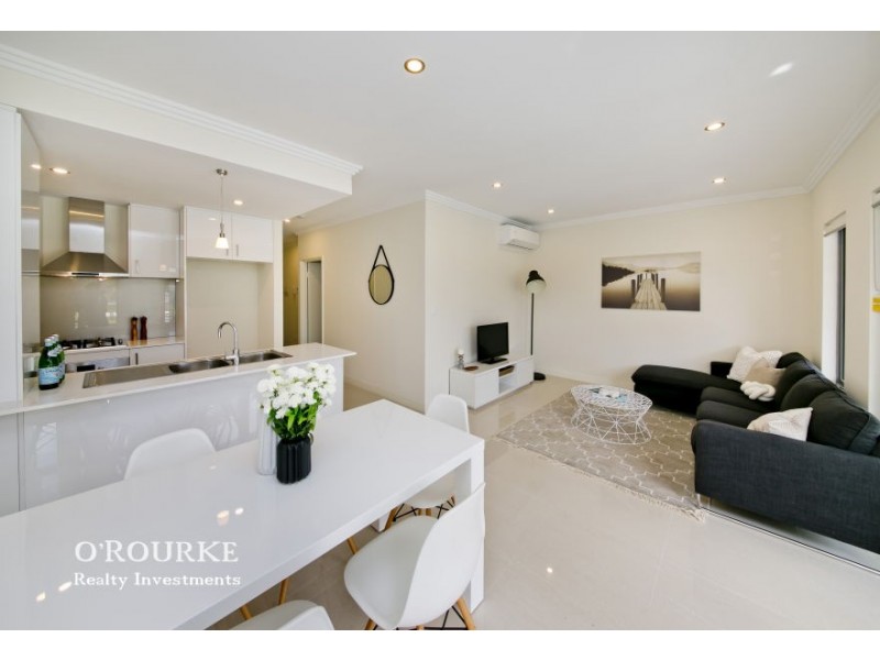 3/24 Farris Street, Innaloo WA 6018