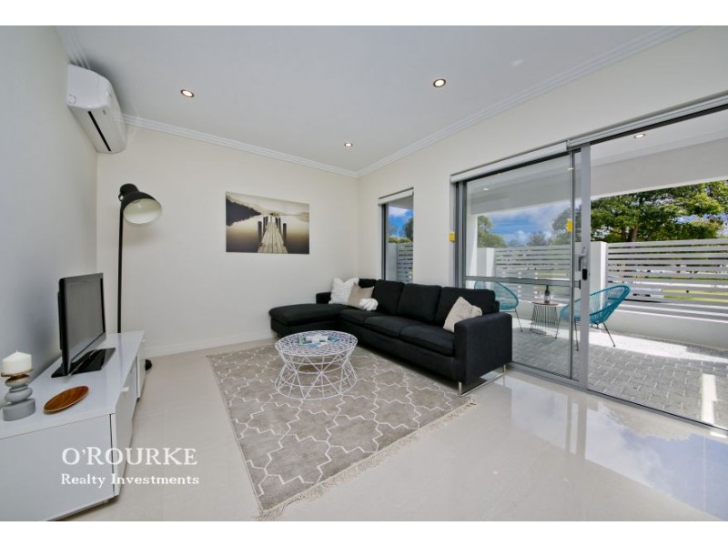 3/24 Farris Street, Innaloo WA 6018