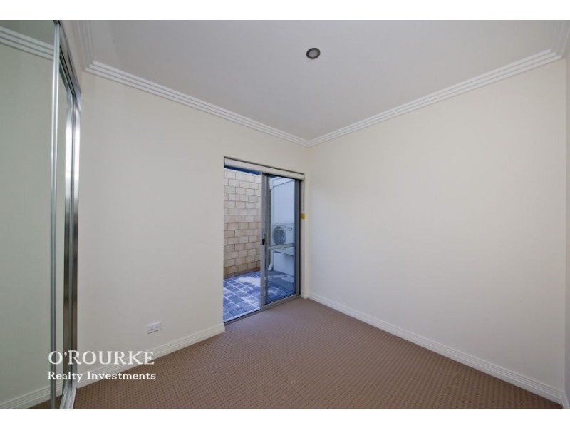 3/24 Farris Street, Innaloo WA 6018