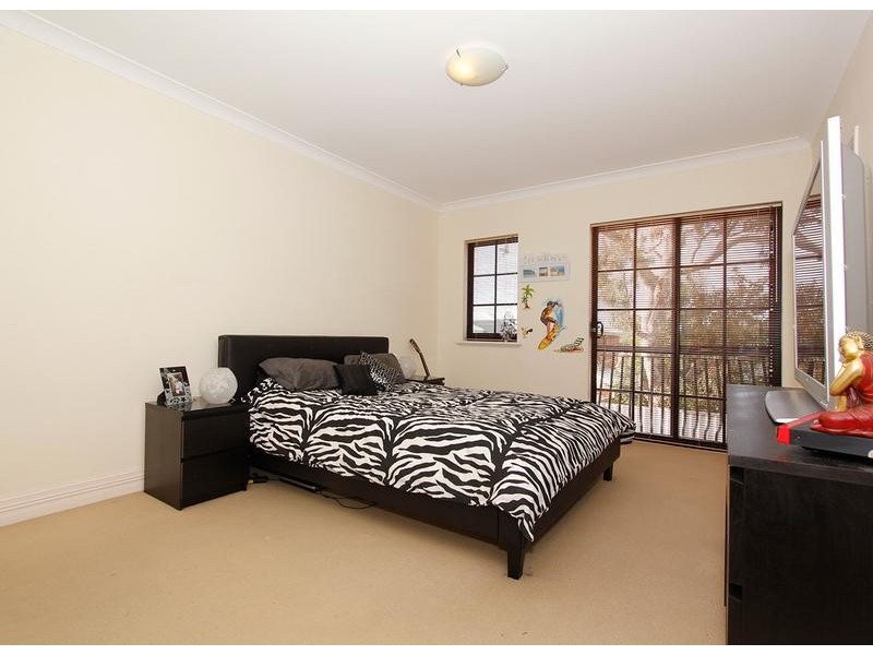 3 Knave Lane, Innaloo WA 6018