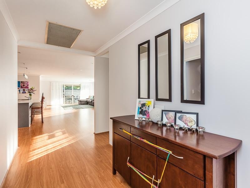 4 Grallina Way, Tapping WA 6065
