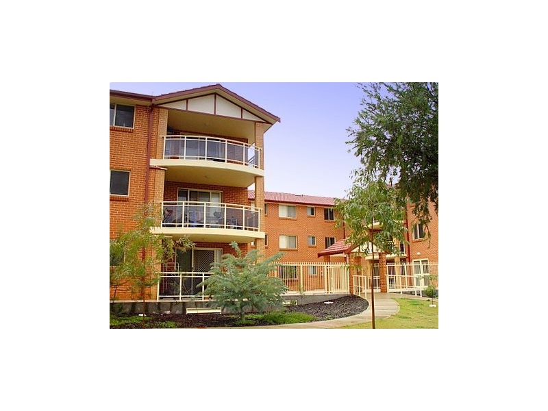 8/5-11 Weigand Ave, Bankstown NSW 2200