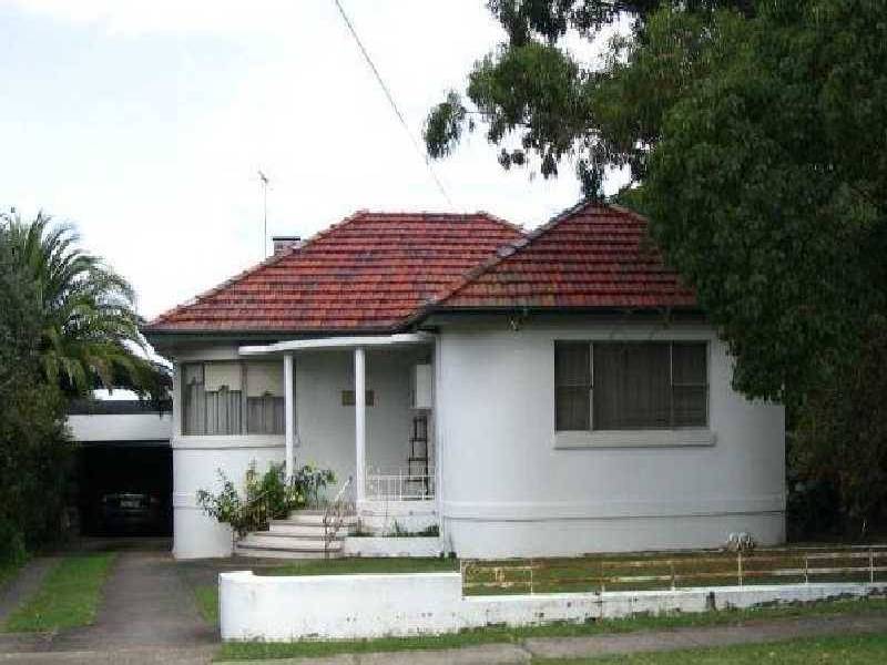 5 Resthaven Road, Bankstown NSW 2200