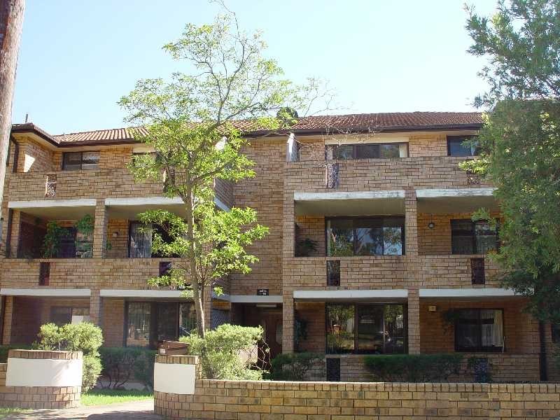 10/8-12 Hixson Street, Bankstown NSW 2200