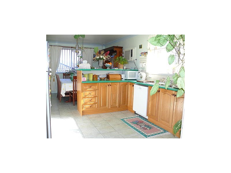 9 Horbling Avenue, Georges Hall NSW 2198