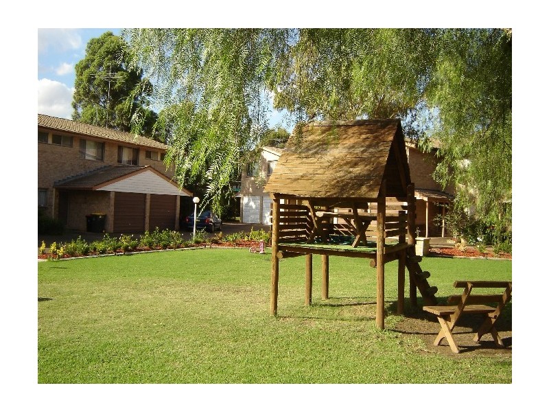 3/135 Rex Road, Georges Hall NSW 2198