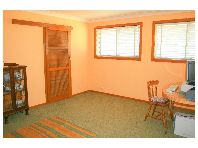 45 Caroline Crescent, Georges Hall NSW 2198