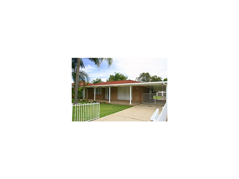 18 Rabaul Rd, Georges Hall NSW 2198