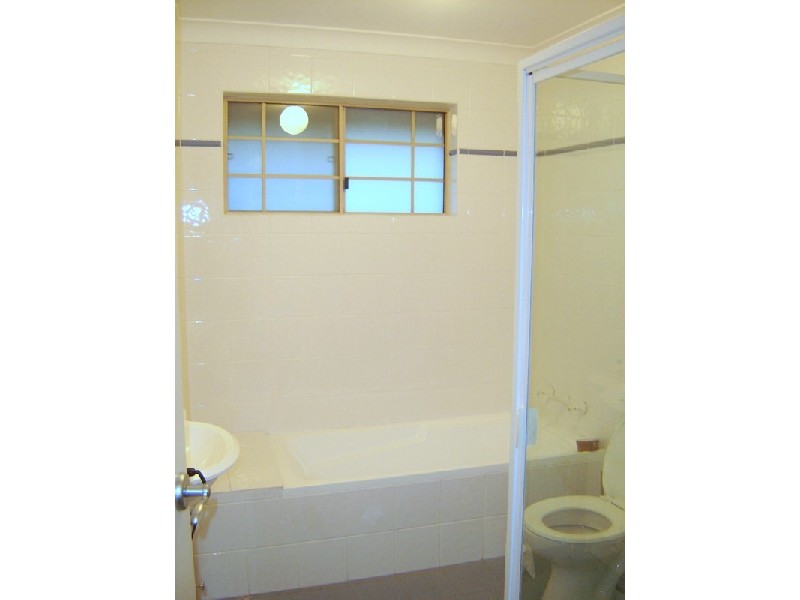 15/57 Bellevue Avenue, Georges Hall NSW 2198