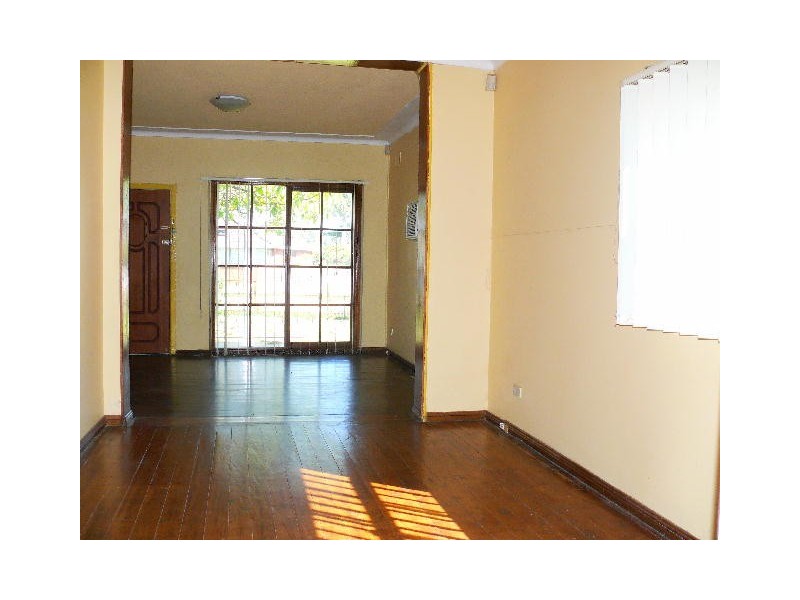 54 Endeavour Road, Georges Hall NSW 2198