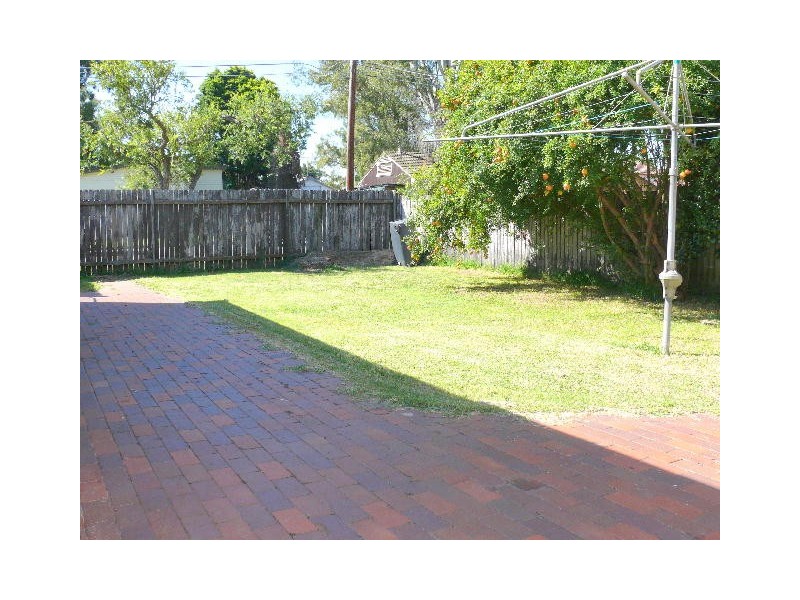 54 Endeavour Road, Georges Hall NSW 2198