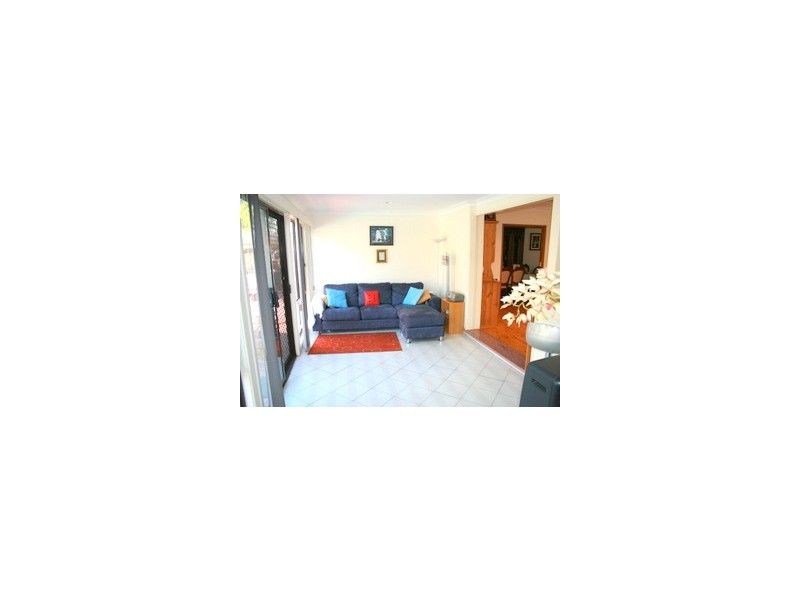 3 Dell Place, Georges Hall NSW 2198