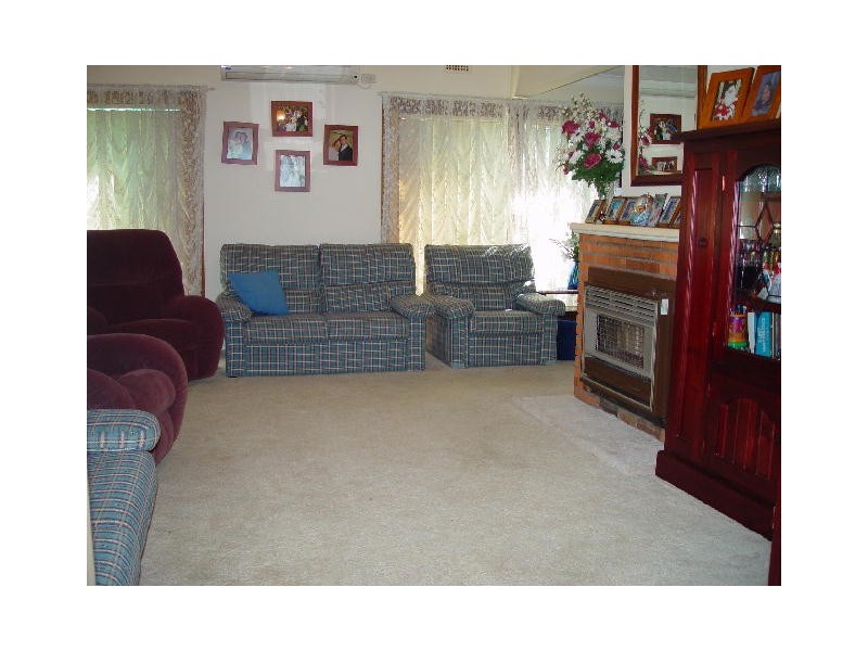 215 Henry Lawson Drive, Georges Hall NSW 2198