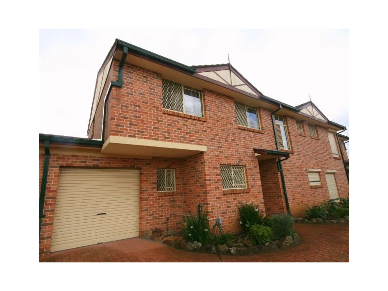2/20 Orchard Road, Bass Hill NSW 2197