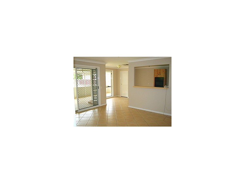 18 Rabaul Rd, Georges Hall NSW 2198