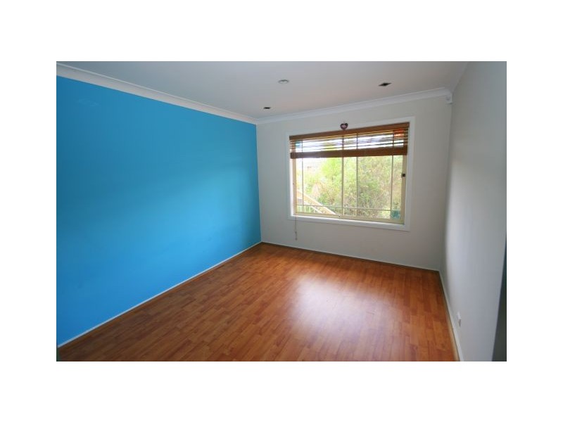 6 Barlow Place, Georges Hall NSW 2198