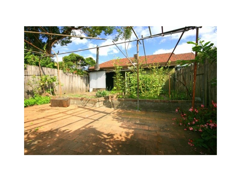 34 Surrey Street, Marrickville NSW 2204