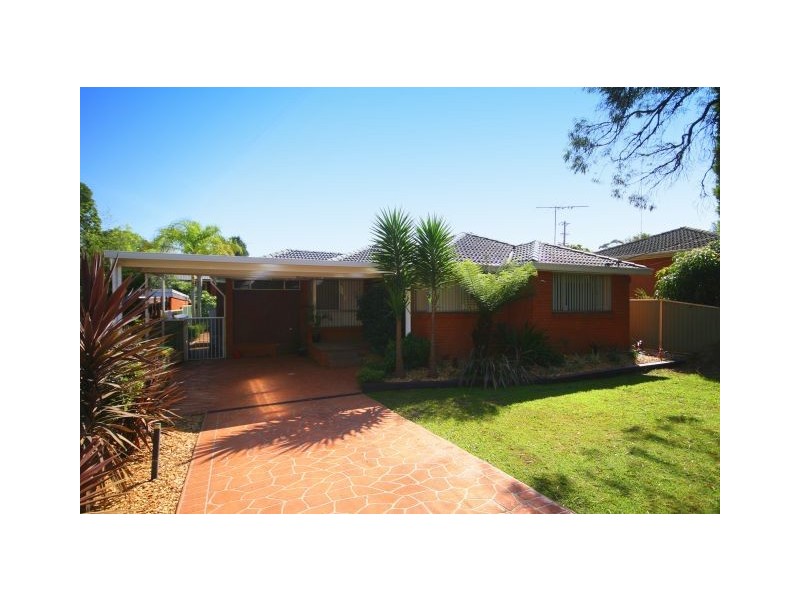 3 Lincoln Road, Georges Hall NSW 2198