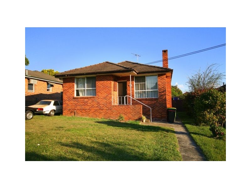 51 Prairievale Road, Mount Lewis NSW 2190
