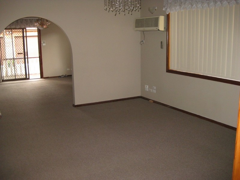 9 Cambridge Avenue, Bankstown NSW 2200