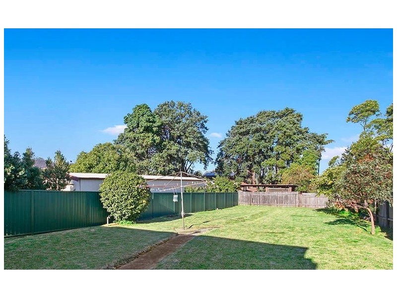8 Rosemont Avenue, Mortdale NSW 2223