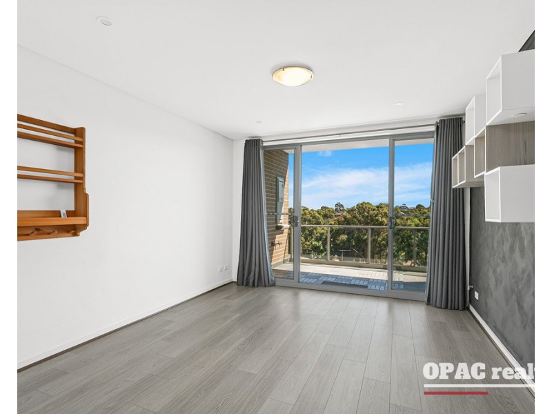 10/38-40 Gover Street, Peakhurst NSW 2210