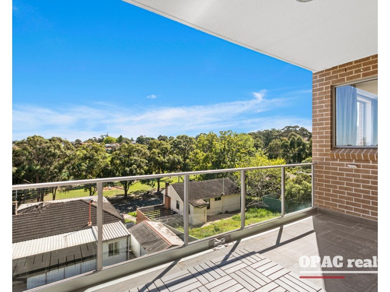 10/38-40 Gover Street, Peakhurst NSW 2210