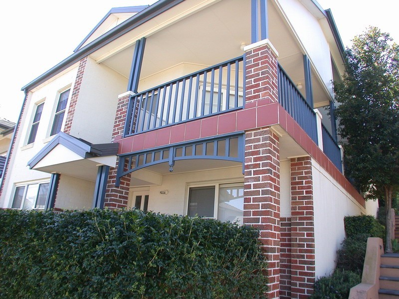 37 Hunterford Crescent, Oatlands NSW 2117