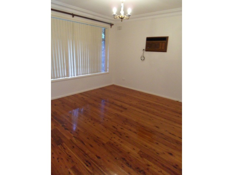 10 Lasburn Crescent, Carlingford NSW 2118