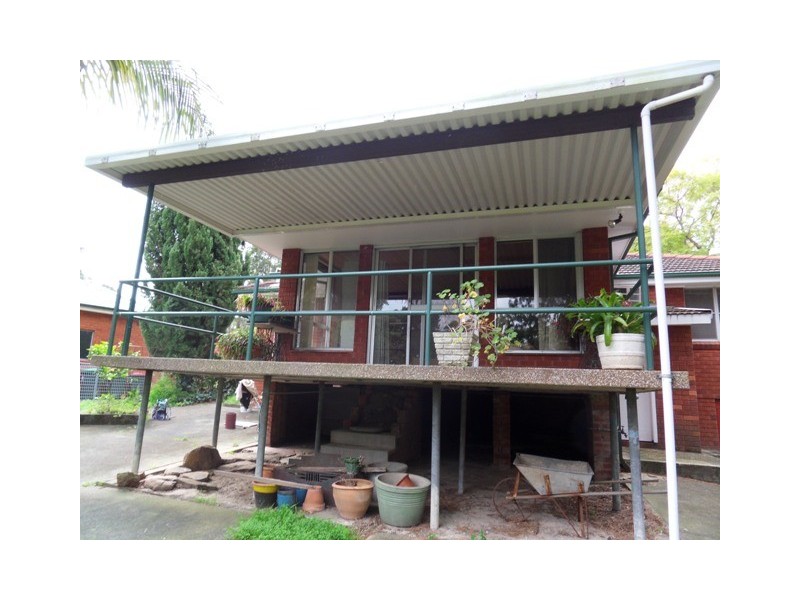 10 Lasburn Crescent, Carlingford NSW 2118