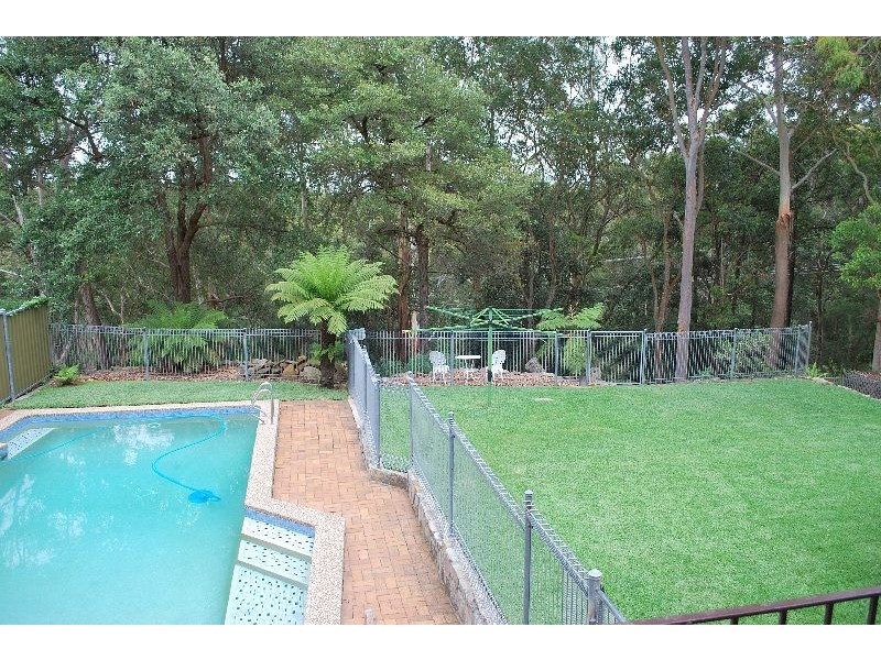 15 Elm Place, North Rocks NSW 2151