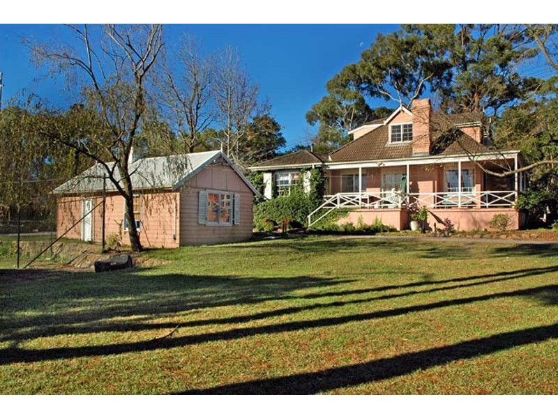 9 Old Glenhaven Rd, Glenhaven NSW 2156