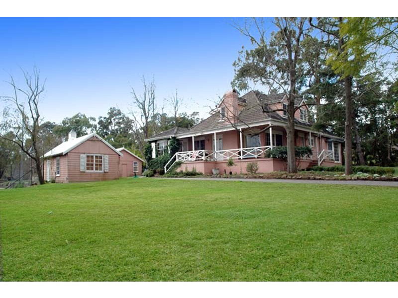 9 Old Glenhaven Rd, Glenhaven NSW 2156