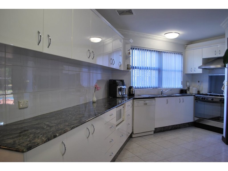 32 Honiton Avenue, Carlingford NSW 2118