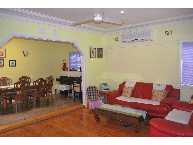 169 Adderton Road, Carlingford NSW 2118