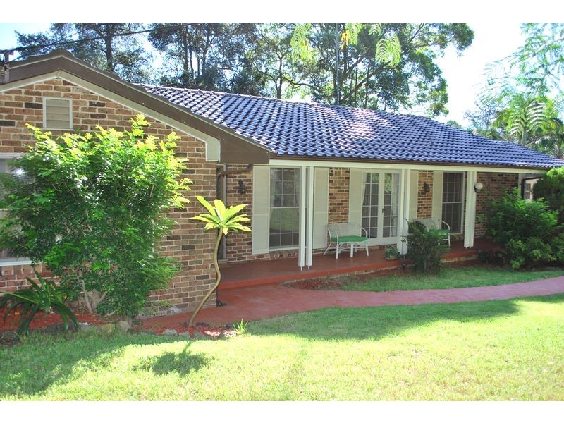 15 Paragon Drive, North Rocks NSW 2151