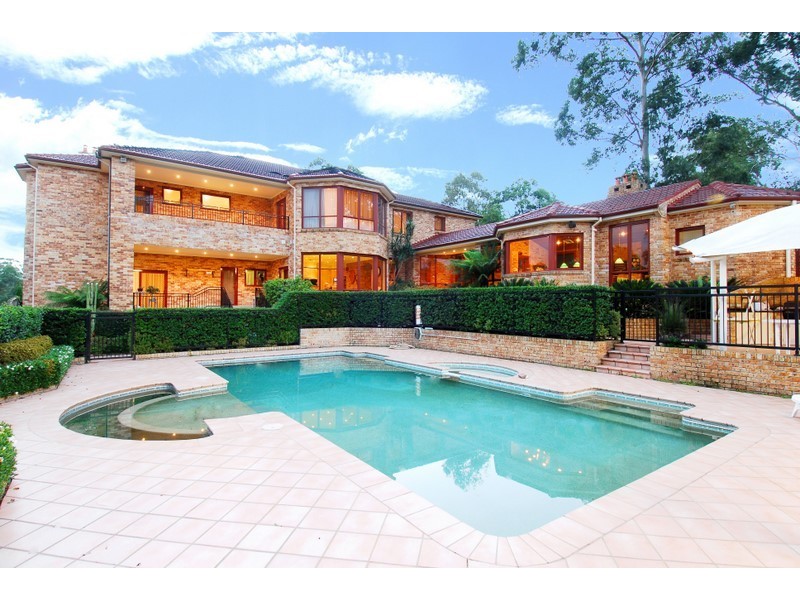 27 Larissa Avenue, West Pennant Hills NSW 2125