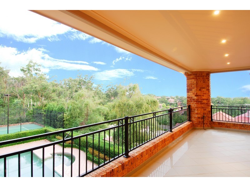 27 Larissa Avenue, West Pennant Hills NSW 2125