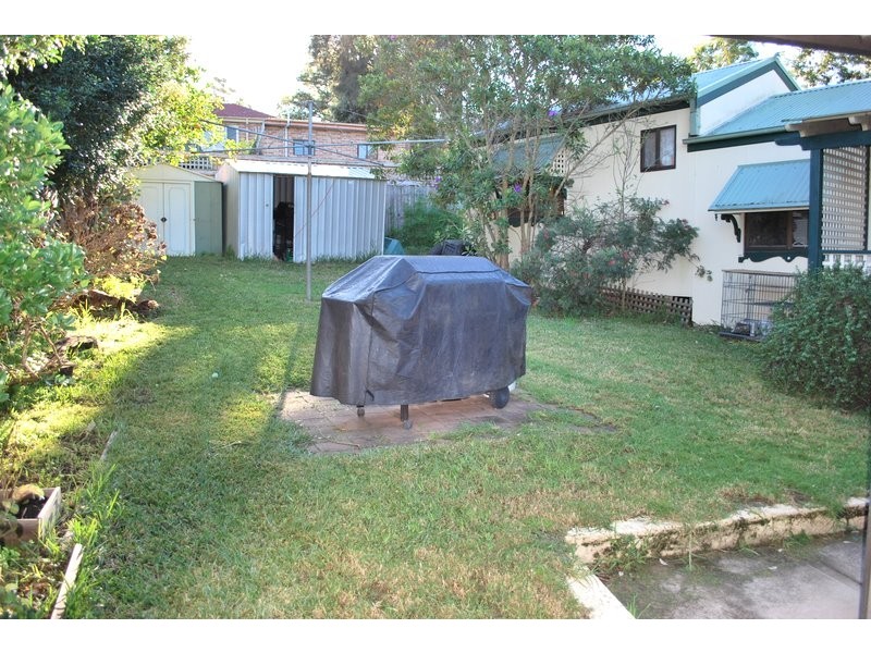 6 Cox Crescent, Dundas Valley NSW 2117
