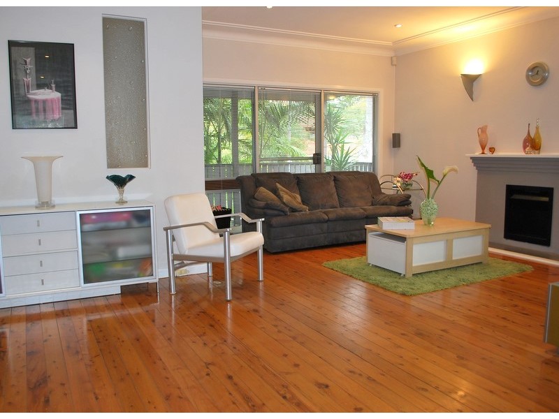 32 Alamein Avenue, Carlingford NSW 2118