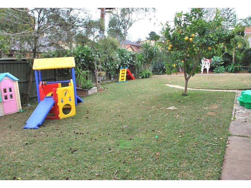 32 Alamein Avenue, Carlingford NSW 2118