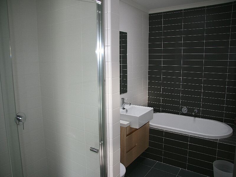 8 Seamist Avenue, Ermington NSW 2115