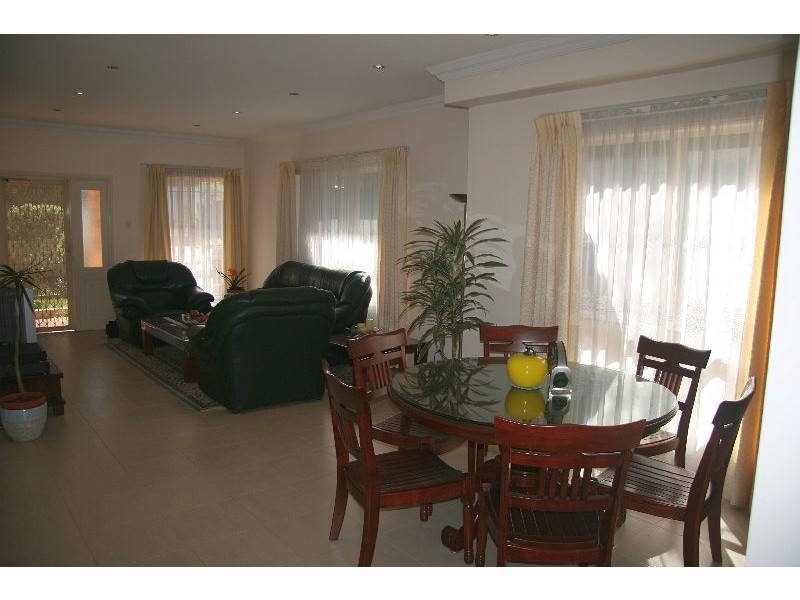 27 Honiton Avenue, Carlingford NSW 2118