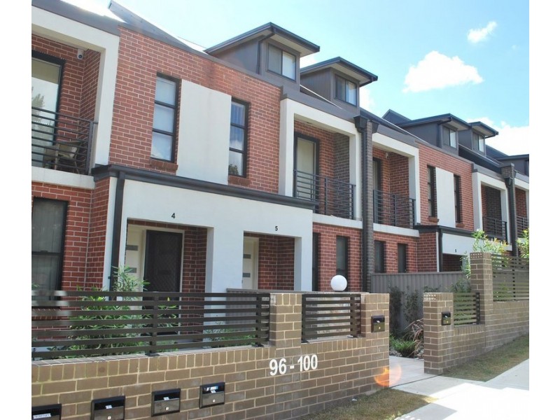 2/96-100 Gladstone Street, North Parramatta NSW 2151