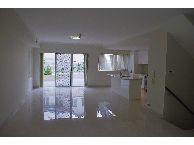 1/26 Bettington Road, Oatlands NSW 2117