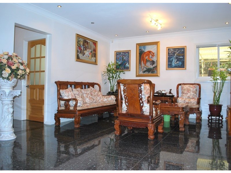 18 Dryden Ave, Carlingford NSW 2118