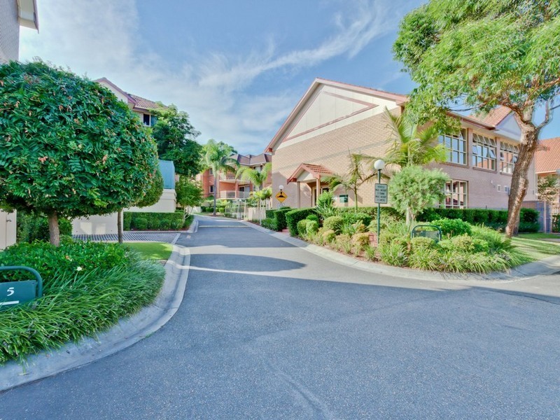 100/94 Culloden Rd, Marsfield NSW 2122